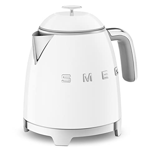 Smeg KLF03BLUK Retro Style Kettle - Black