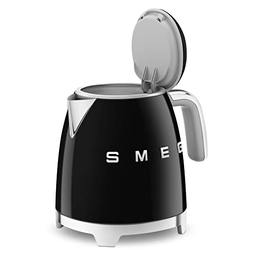 Smeg KLF03BLUK Retro Style Kettle - Black