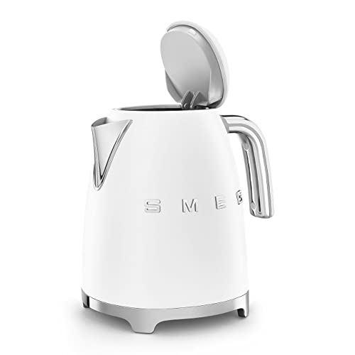 Smeg KLF03BLUK Retro Style Kettle - Black