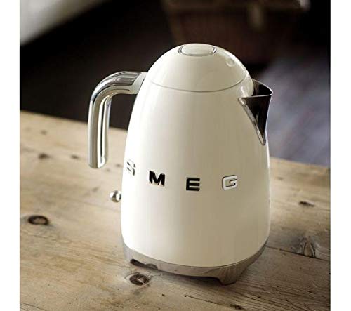 Smeg KLF03BLUK Retro Style Kettle - Black