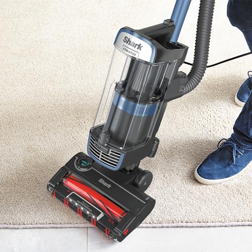 Shark Stratos Upright Vacuum: Anti-Hair Wrap, Pet Pro [NZ860UKT]